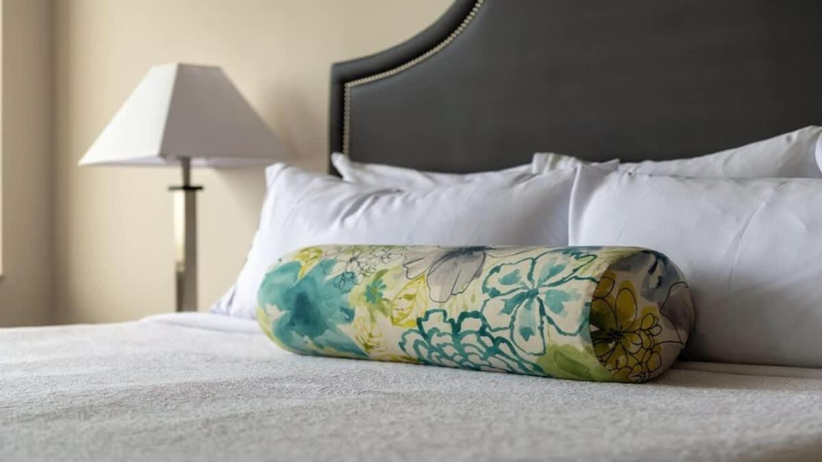 22Nd Fl Bold Cozysuites With Pool, Gym Dallas Bagian luar foto